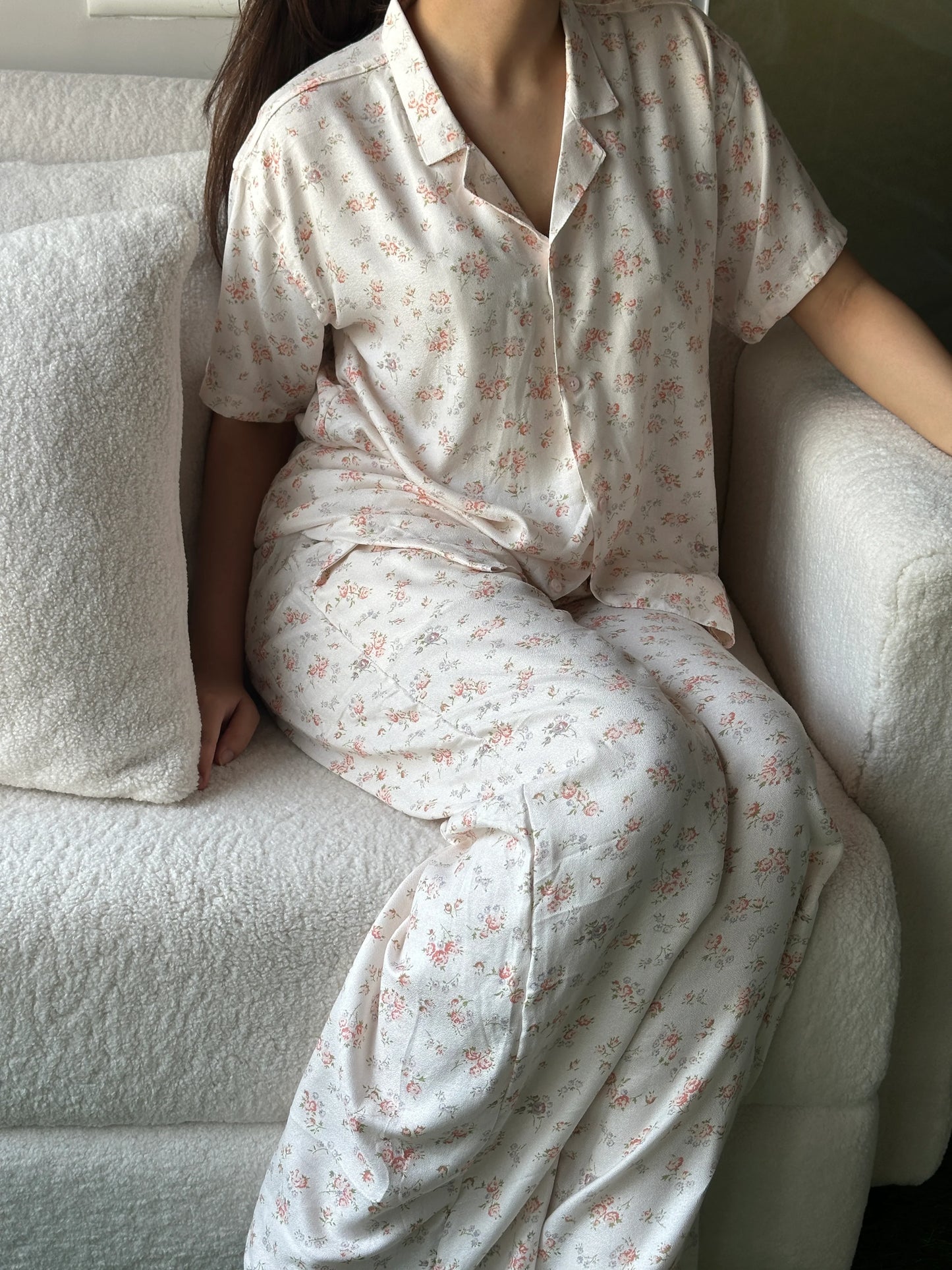 Blurring Rose Nightsuit